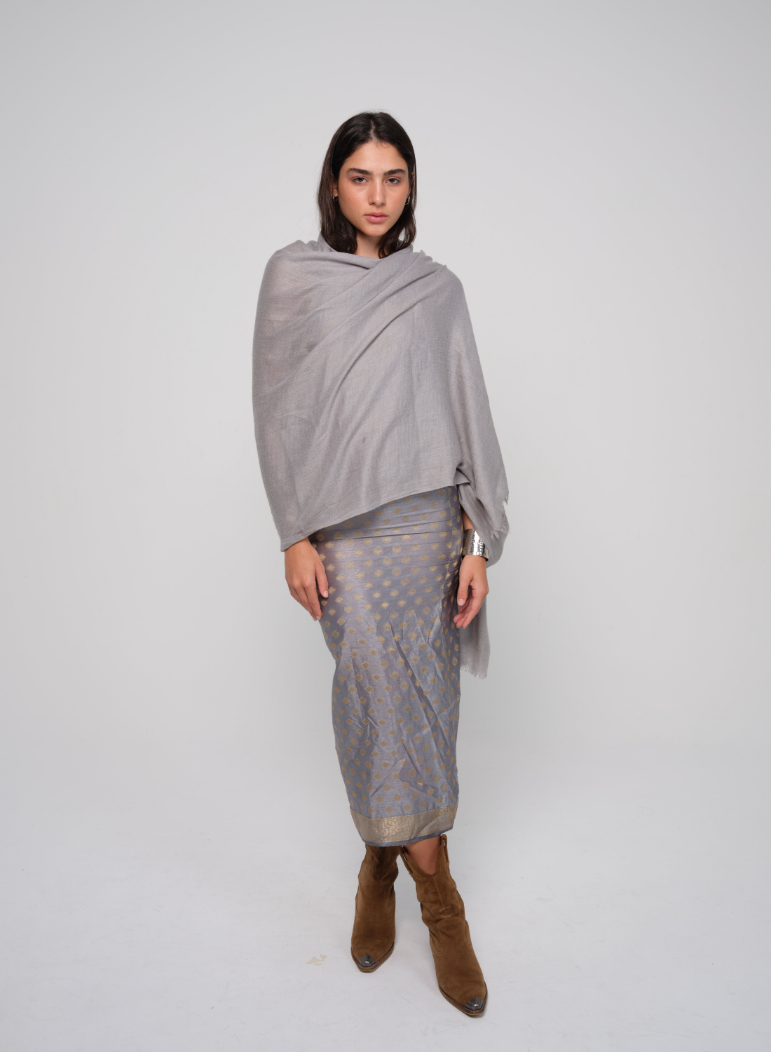 The Buddika set - grey